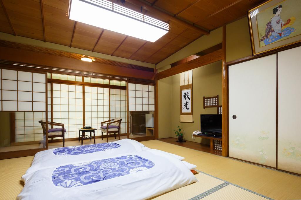Kibune Hiroya Kyoto Bagian luar foto